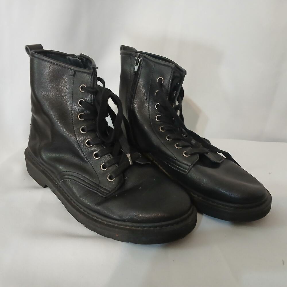 Black Leather Lace Zip Ankle Combat Boot Women's 7.5 Goth/Punk Military Edgy